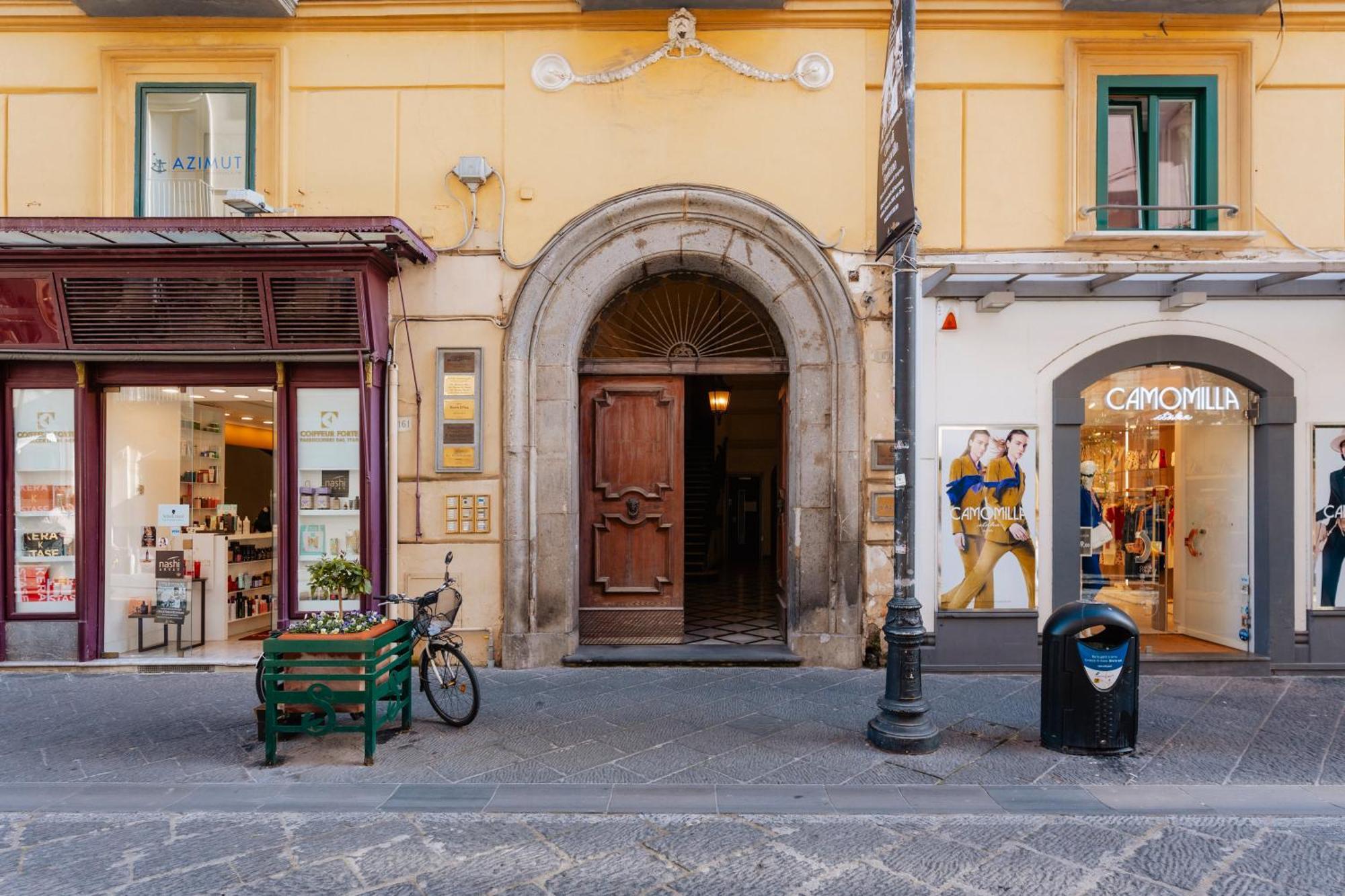 סורנטו Piazza Tasso Suite מראה חיצוני תמונה